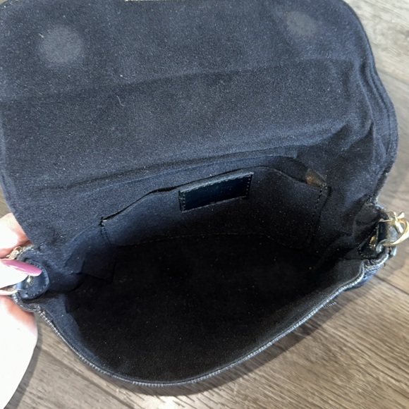 Louis Vuitton Bag - Picture 5 of 5